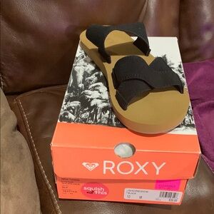Roxy Black Heart Sandals